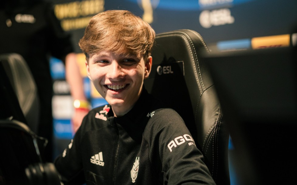 她的故事激 她的故事激