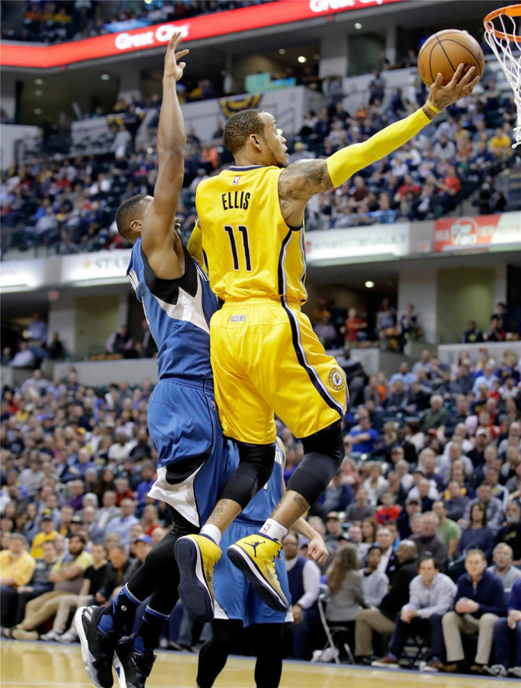 让她在比赛 让她在比赛